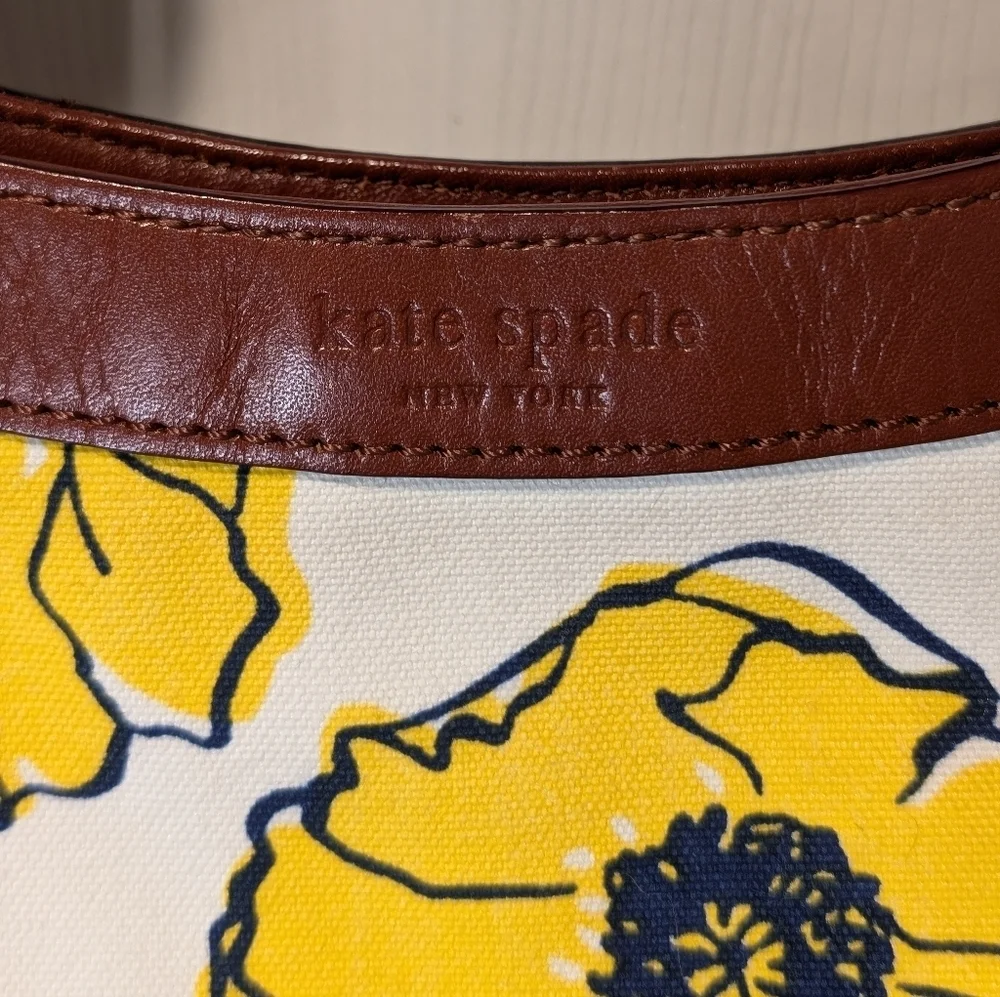 Kate Spade New York Chelsea Fleur Shoulder Bag and Coin purse Vintage Rare - Picture 3 of 15